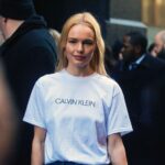 Kate Bosworth in einem T-Shirt von Calvin Klein